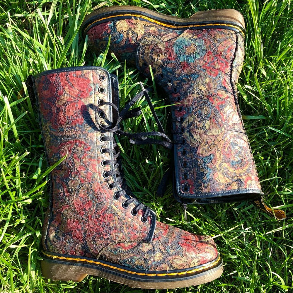 Rare 80s Dr. Martens 14 Eye Rainbow Paisley Lace Boots - Picture 5 of 16